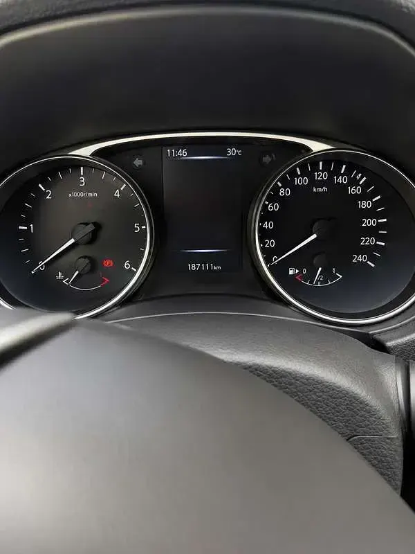 Usata Nissan X-Trail 131 CV (96 kW) 2016 Nero SUV