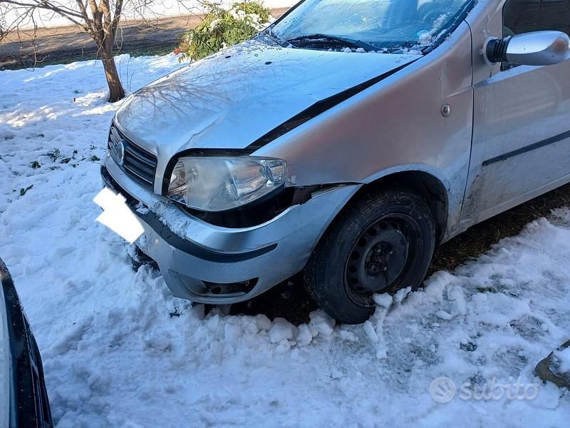 Usata Fiat Punto 2006 Utilitaria
