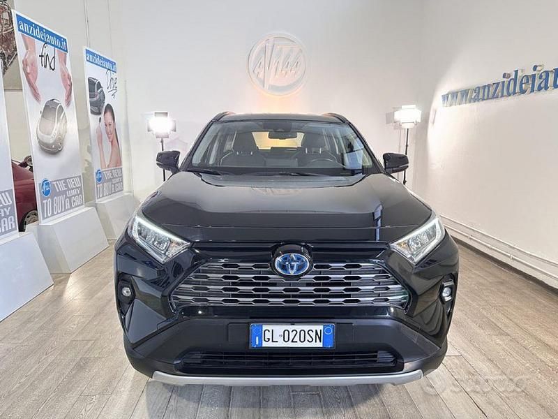 Usata Toyota RAV4 Hybrid Business Edition 222 CV (163 kW) 2022 Nero SUV