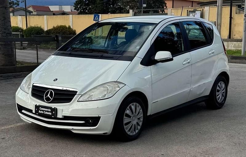 Usata Mercedes A160 Executive 95 CV (69 kW) 2010 Bianco Monovolume