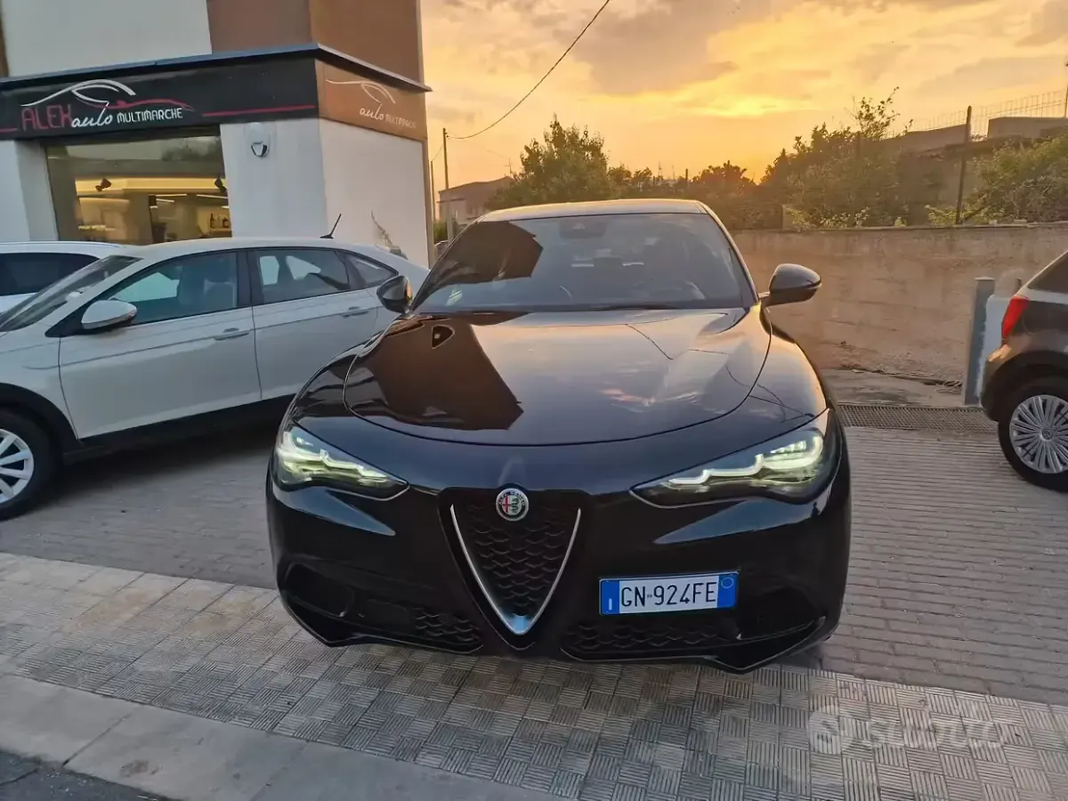 Usata Alfa Romeo Stelvio Ti 209 CV (153 kW) 2023 Nero SUV