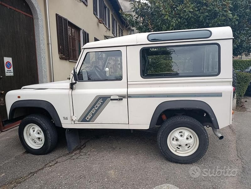 Usata Land Rover Defender 1994 Bianco SUV