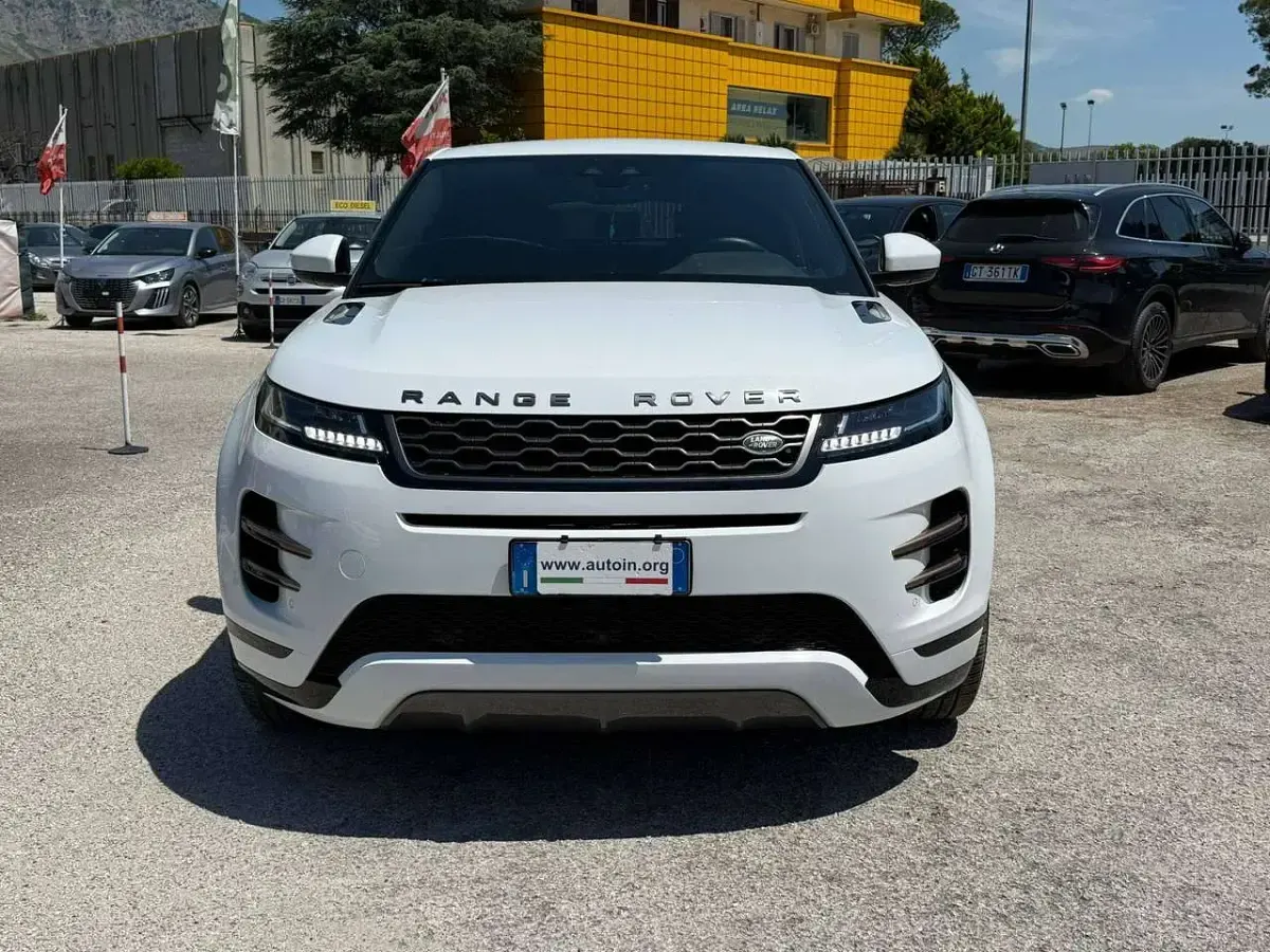 Usata Land Rover Range Rover evoque R-Dynamic 150 CV (110 kW) 2019 Bianco SUV