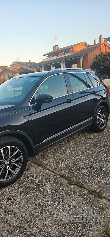 Usata VW Tiguan 2018 Nero SUV