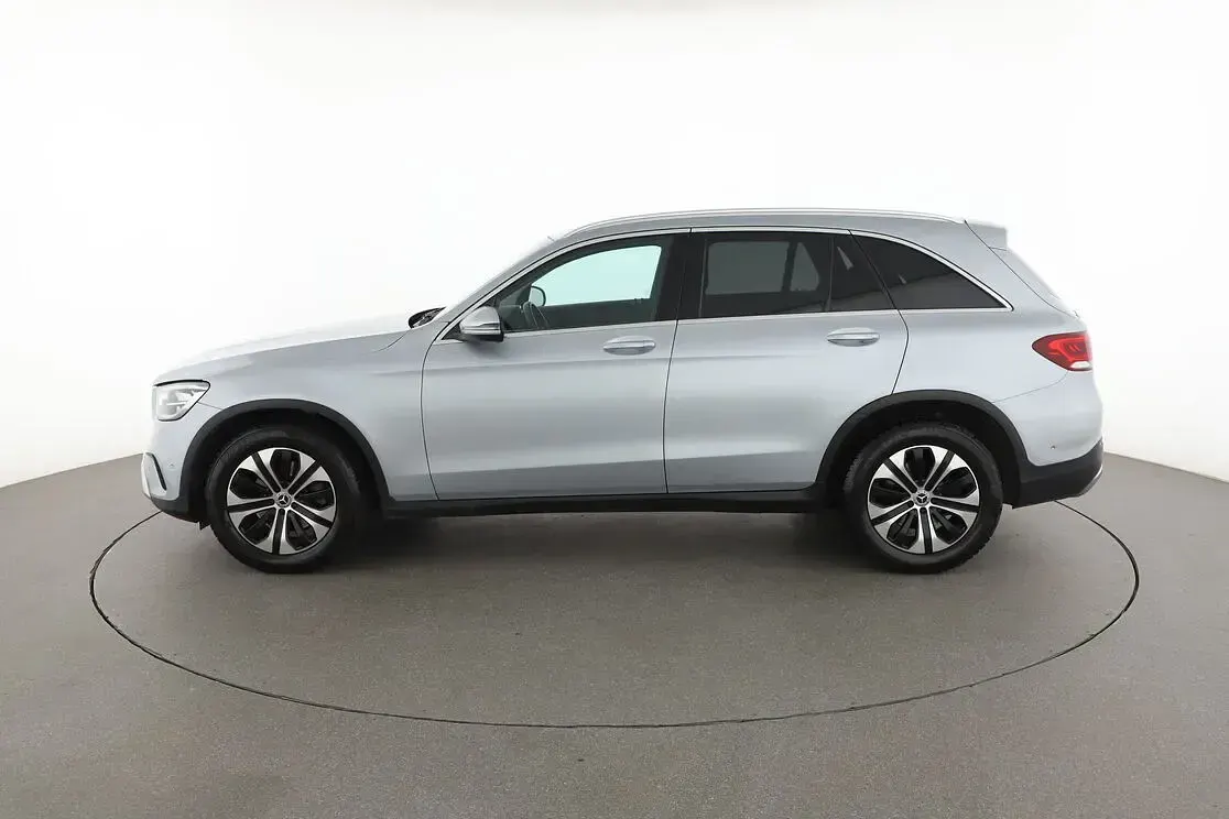 Usata Mercedes GLC220 Business 194 CV (142 kW) 2022 Argento SUV