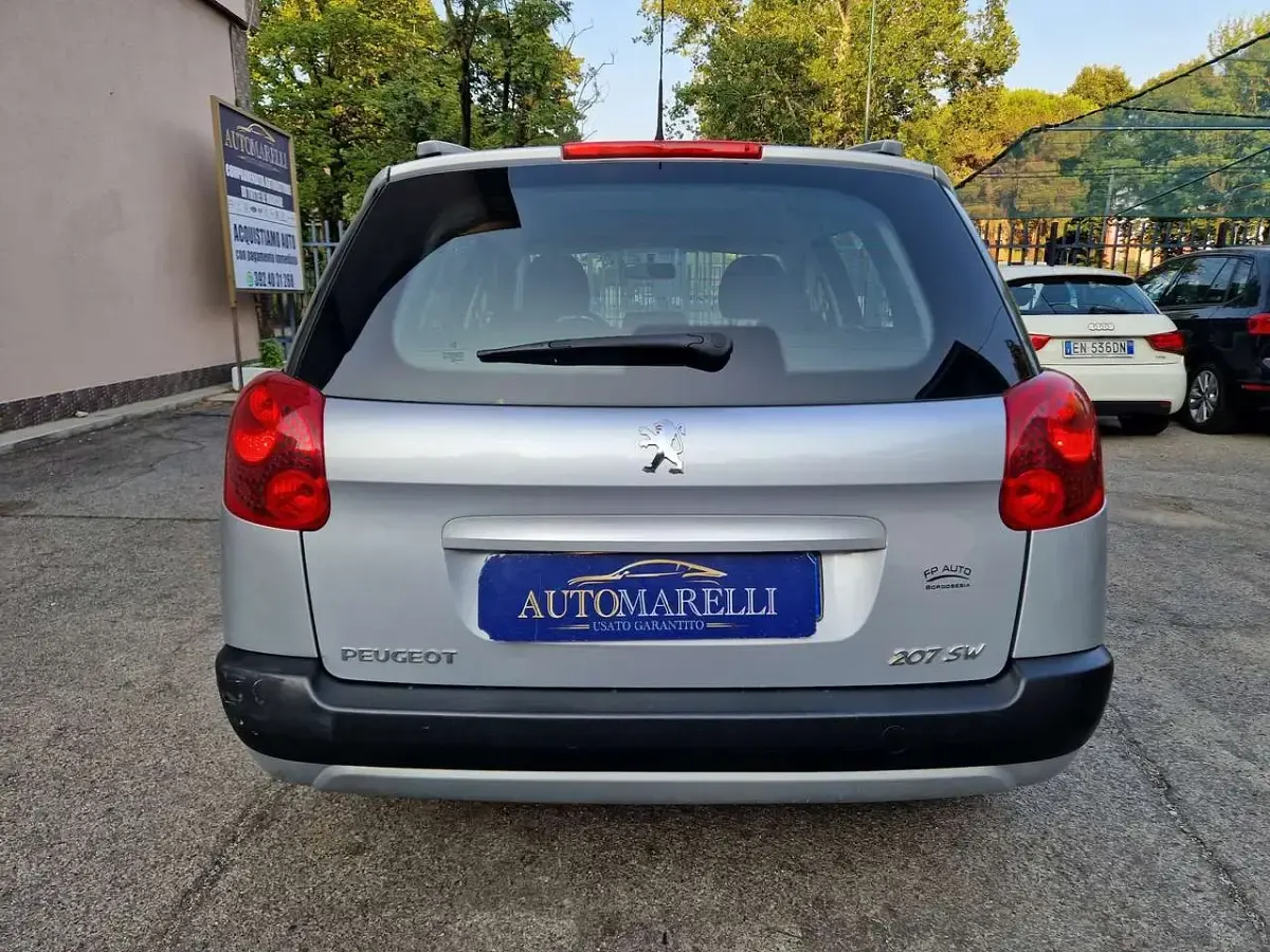 Usata Peugeot 207 Allure 95 CV (69 kW) 2011 Grigio Station wagon