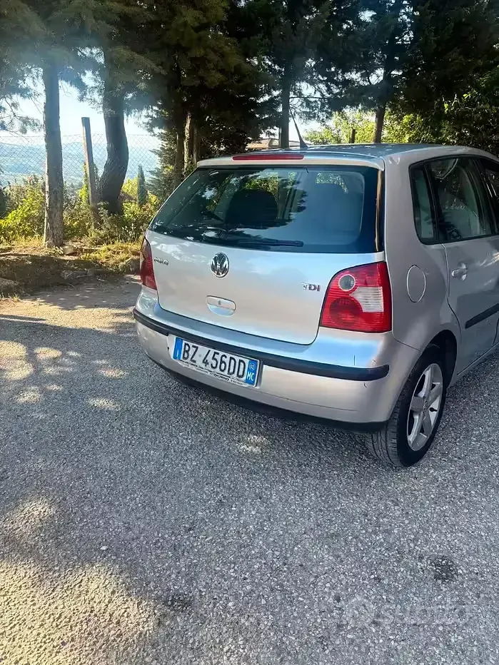 Usata VW Polo 75 CV (55 kW) 2002 Grigio Berlina