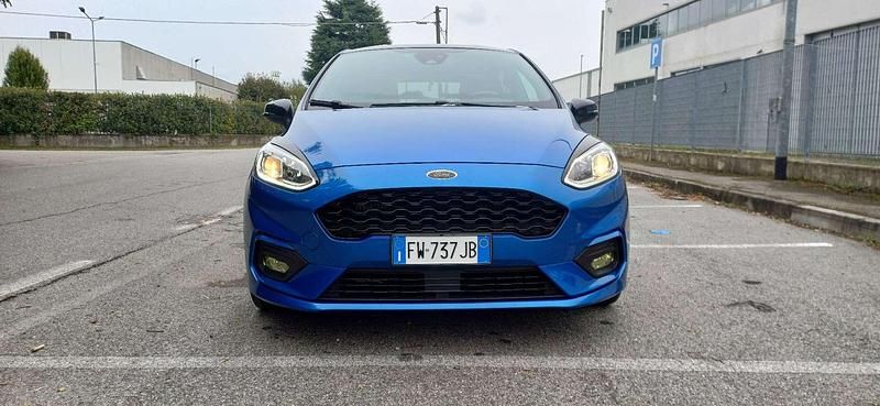 Usata Ford Fiesta ST-Line 101 CV (74 kW) 2019 Blu/azzurro Utilitaria