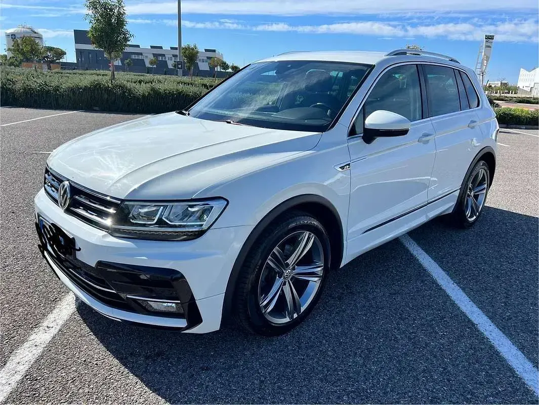 Usata VW Tiguan R-line 150 CV (110 kW) 2019 Bianco SUV