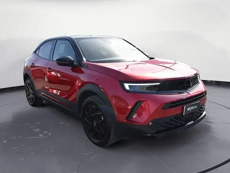 Usata Opel Mokka GS Line 101 CV (74 kW) 2022 Rosso SUV