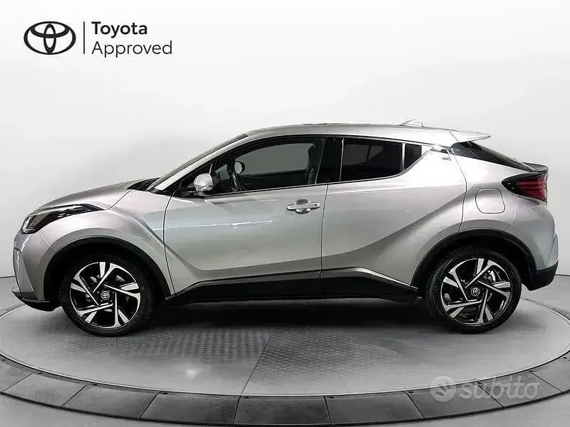 Usata Toyota C-HR Trend 122 CV (89 kW) 2023 Grigio SUV