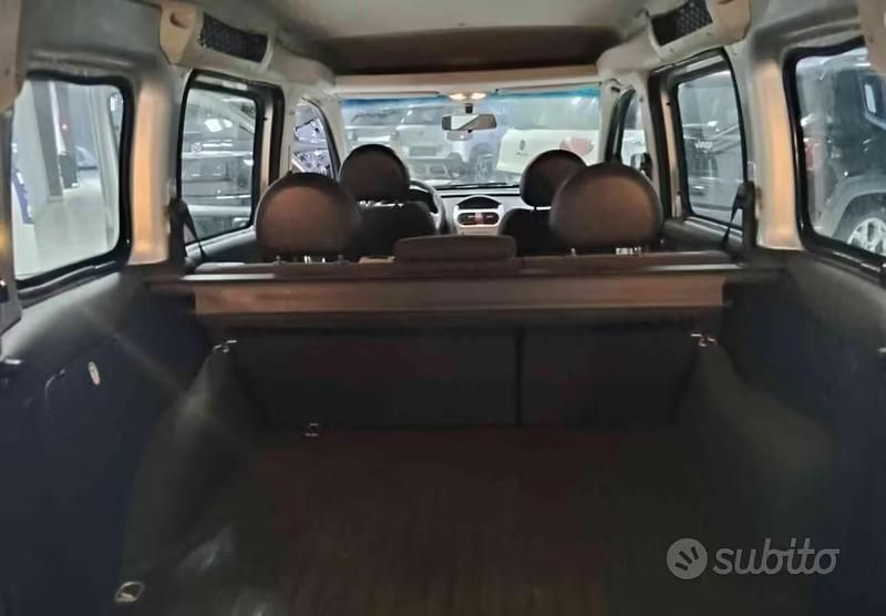 Occasion Opel Combo Enjoy 97 ch (71 kW) 2008 Gris Monospace