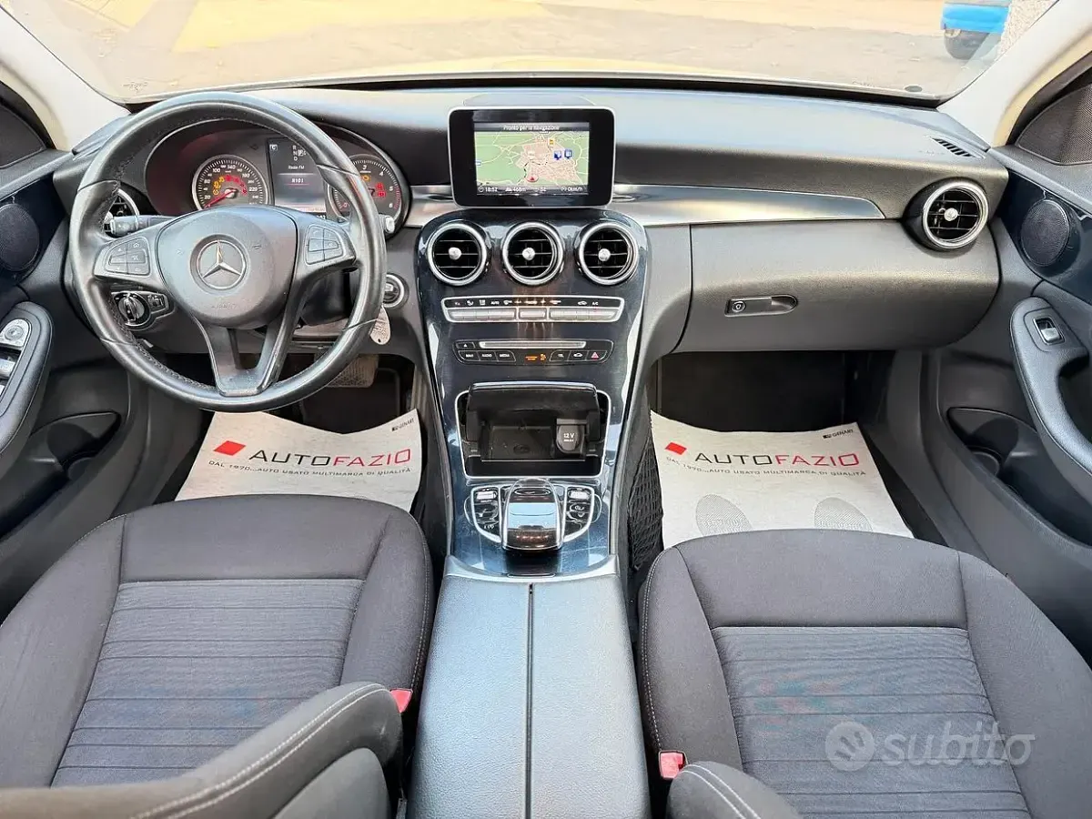 Usata Mercedes C180 Exclusive 136 CV (100 kW) 2015 Grigio Berlina