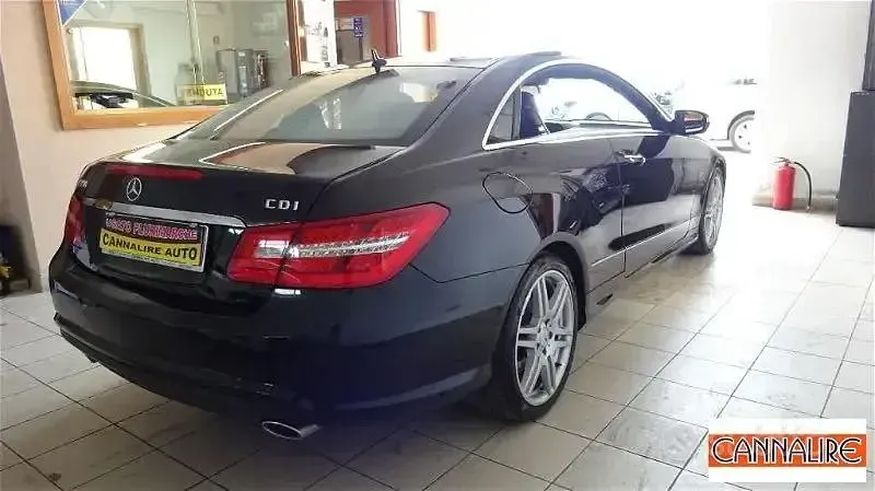 Usata Mercedes E350 2010 Nero Coupé