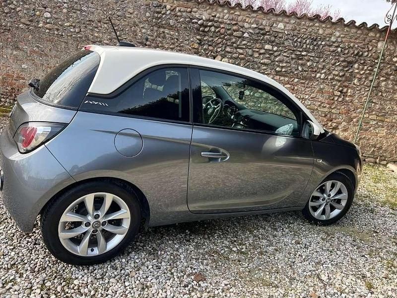 Usata Opel Adam 69 CV (50 kW) 2017 Utilitaria