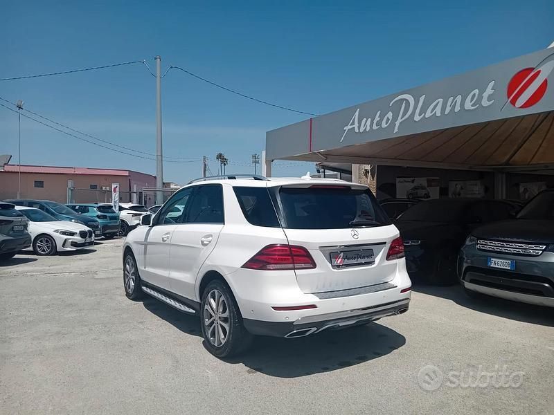 Usata Mercedes E250 204 CV (150 kW) 2017 Bianco Station wagon