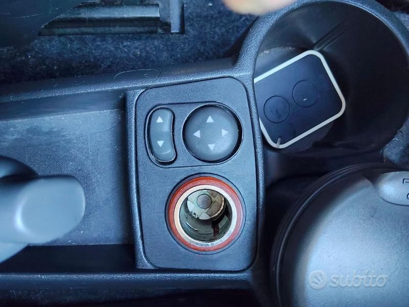 Usata Fiat Panda Classica 69 CV (50 kW) 2012 Nero Utilitaria