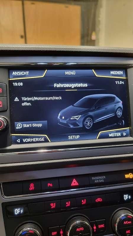 Usata Seat Leon XCELLENCE 150 CV (110 kW) 2017 Grigio Berlina