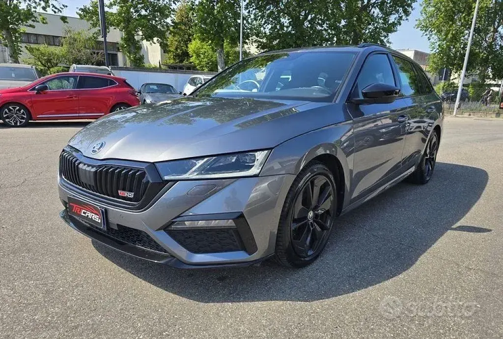 Usata Skoda Octavia RS 200 CV (147 kW) 2024 Grigio Station wagon