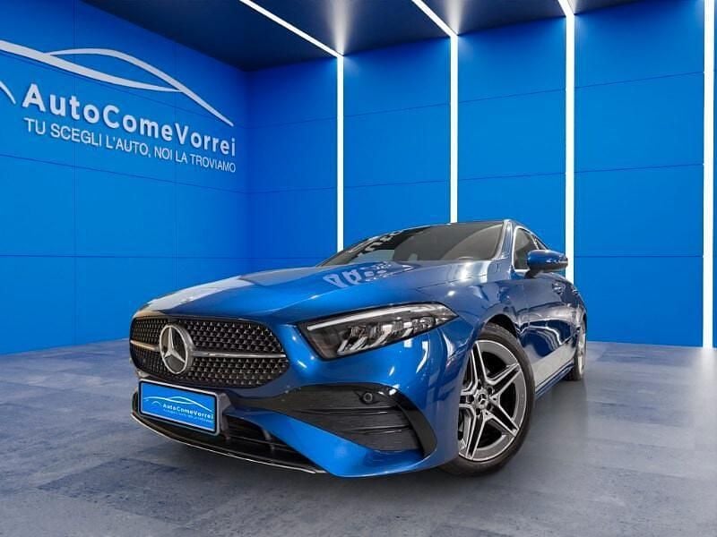 Usata Mercedes A200 Advanced 163 CV (119 kW) 2024 Blu/azzurro Berlina