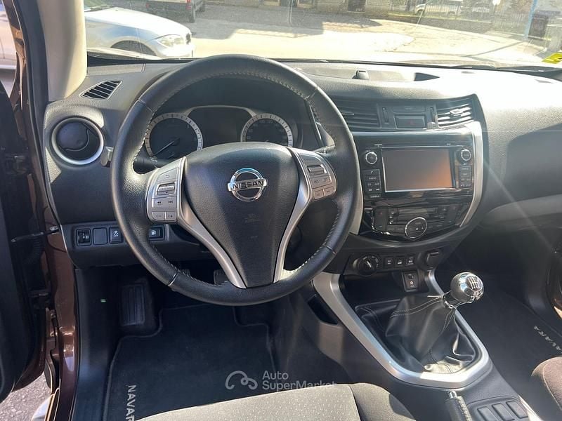 Usata Nissan Navara 163 CV (119 kW) 2018 Beige Pick-up