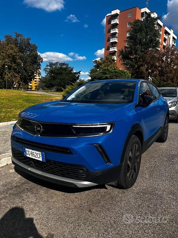 Usata Opel Mokka Elegance 131 CV (96 kW) 2021 Blu SUV