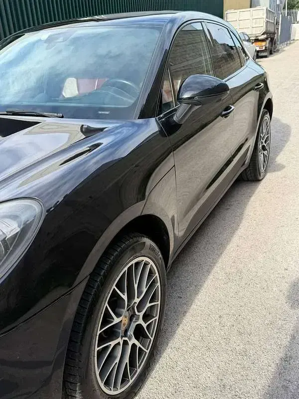Usata Porsche Macan 250 CV (183 kW) 2015 Nero SUV