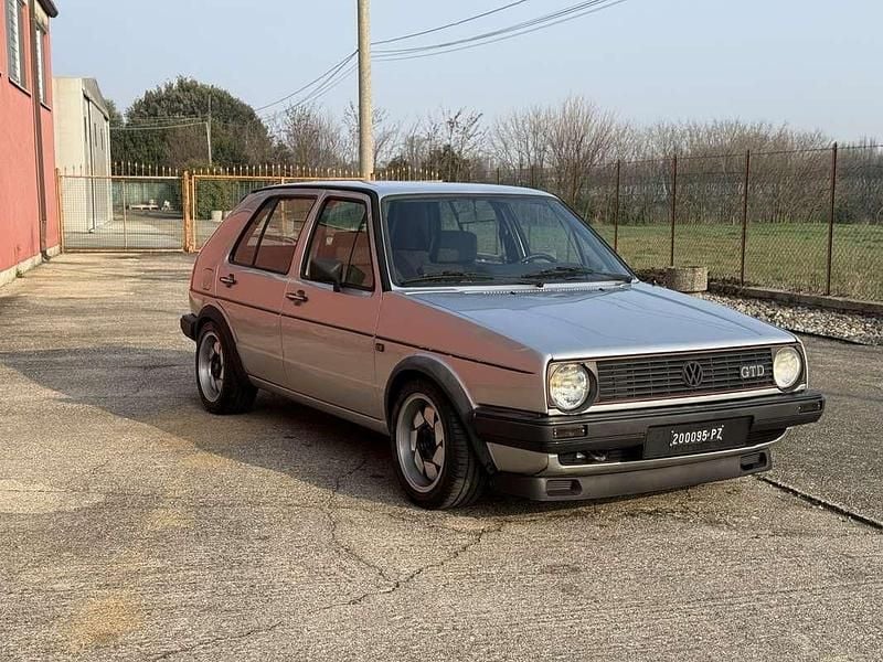 Usata VW Golf II GTD 69 CV (50 kW) 1984 Argento Utilitaria