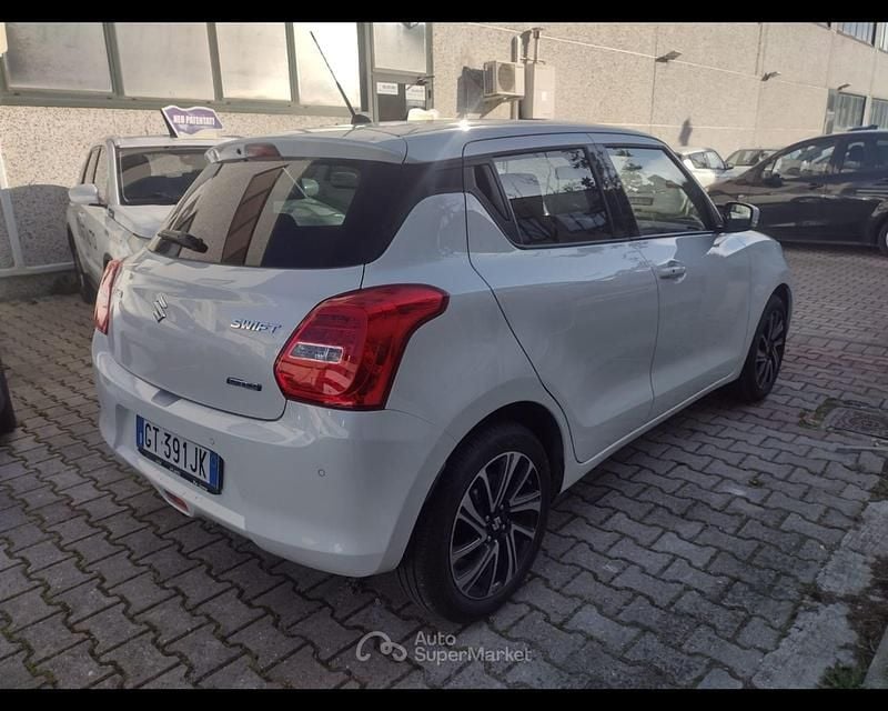 Usata Suzuki Swift 83 CV (61 kW) 2024 Bianco Utilitaria