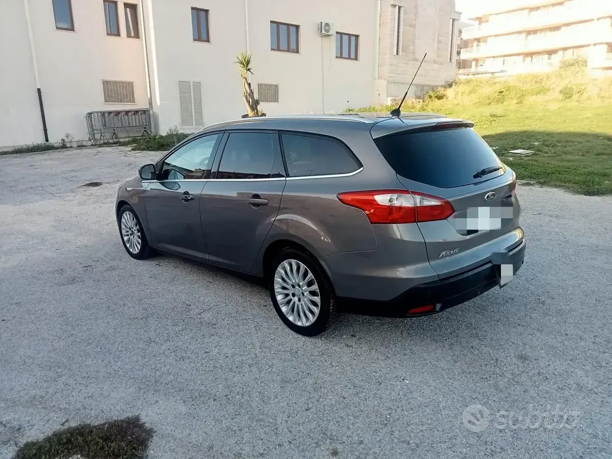 Usata Ford Focus 115 CV (84 kW) 2011 Station wagon