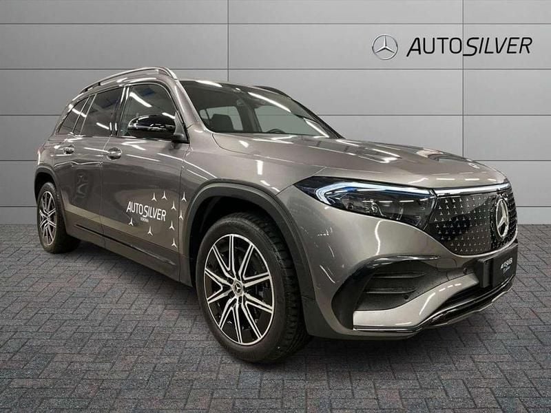 Usata Mercedes EQB300 Advanced Plus 167 kW (228 CV) 2024 Grigio montagna / metallizzato SUV