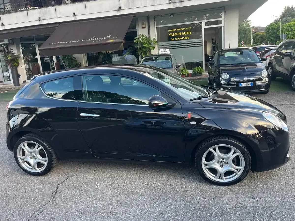 Usata Alfa Romeo MiTo 135 CV (99 kW) 2010 Nero Utilitaria