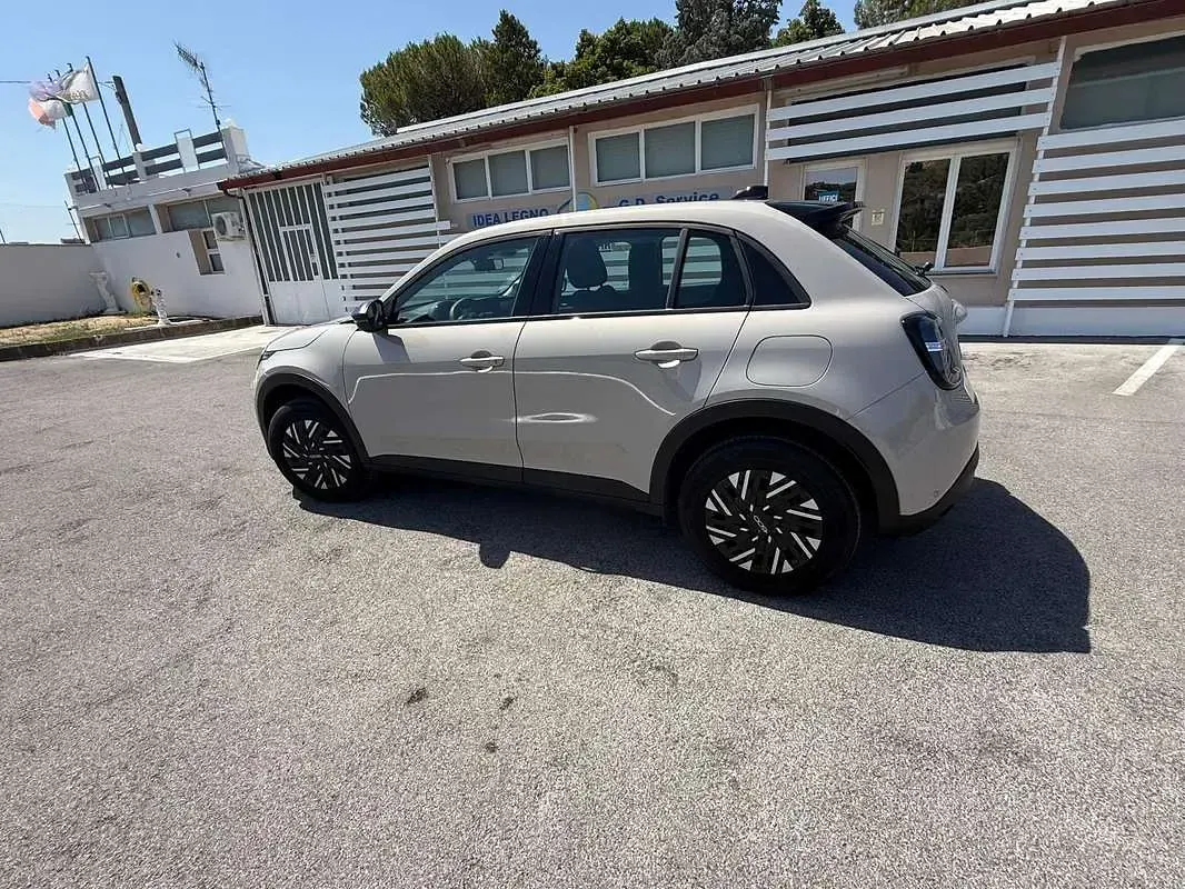 Usata Fiat 600 101 CV (74 kW) 2025 SUV