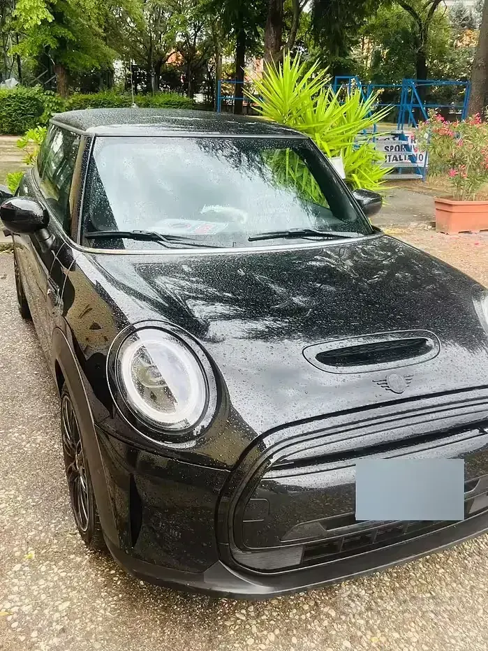 Usata Mini Cooper S 75 kW (102 CV) 2022 Nero Utilitaria