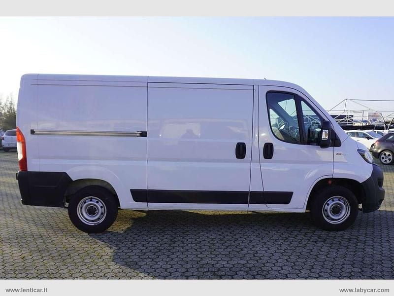 Usata Fiat Ducato 33 140 CV (102 kW) 2021 Bianco Furgone