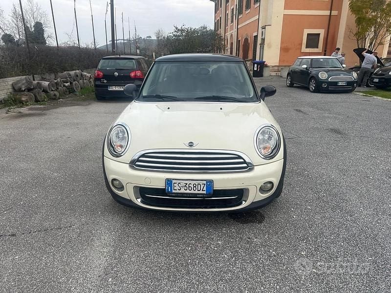 Usata Mini Cooper 112 CV (82 kW) 2013 Bianco Utilitaria