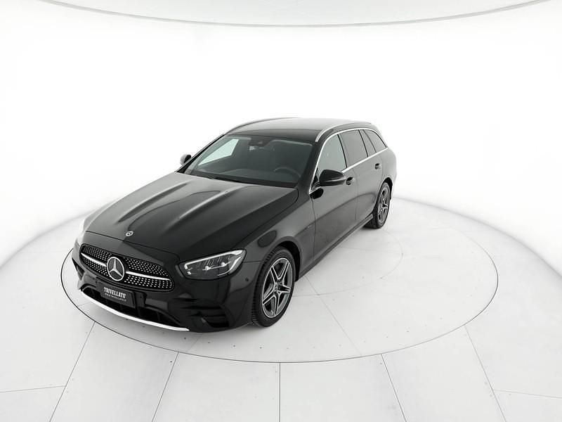 Usata Mercedes 300 Premium 194 CV (142 kW) 2020 Nero Station wagon