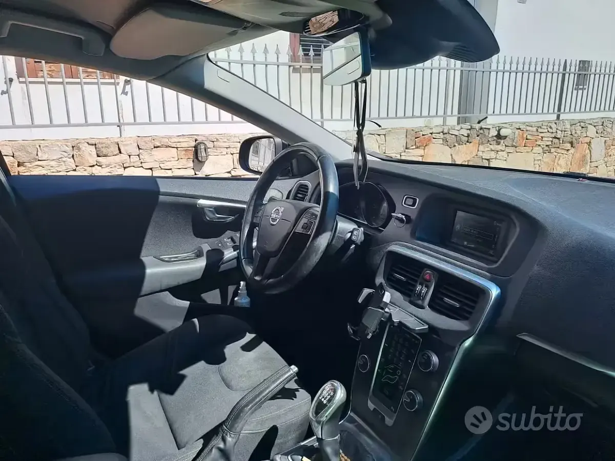 Usata Volvo V40 2014 Nero Berlina
