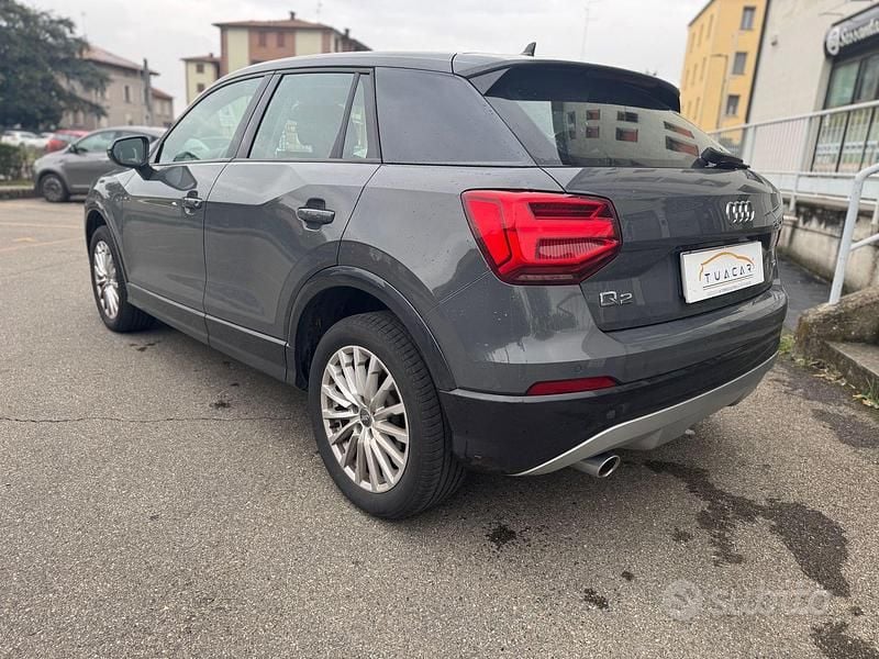 Usata Audi Q2 Business 116 CV (85 kW) 2018 Grigio SUV