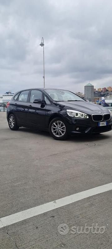 Usata BMW 214 95 CV (69 kW) 2017 Blu Station wagon