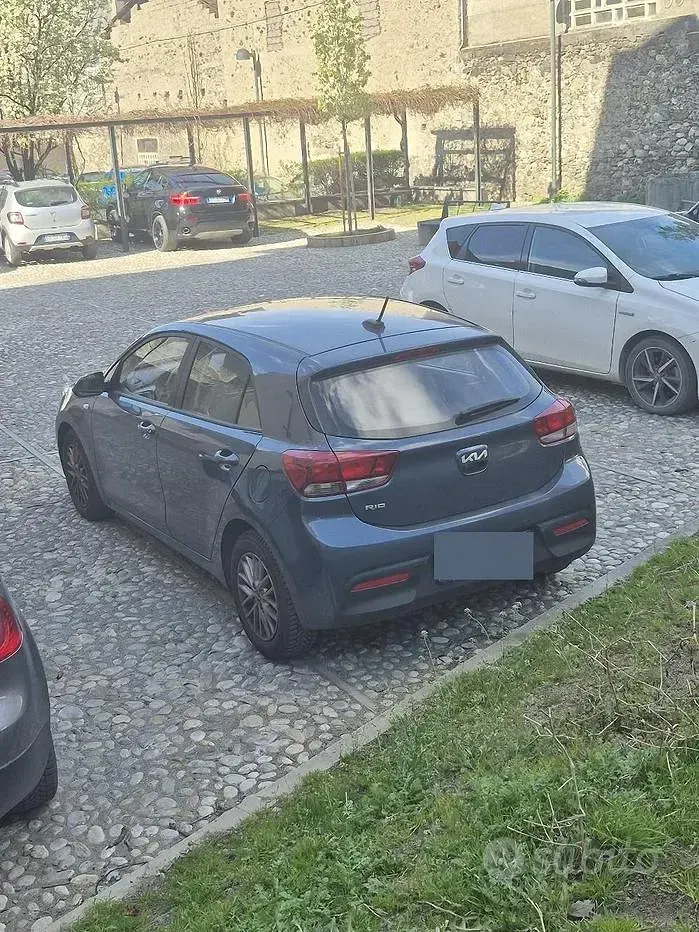 Usata Kia Rio 84 CV (61 kW) 2022 Berlina