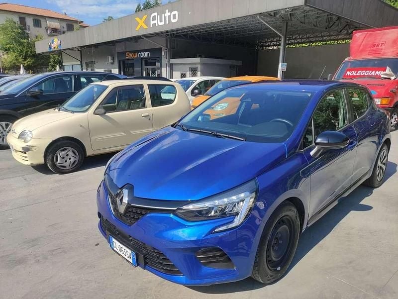 Blu Usata 2022 Renault Clio V Equilibre Tre volumi | 13.490 € (Buon prezzo) - Immagine 1/4