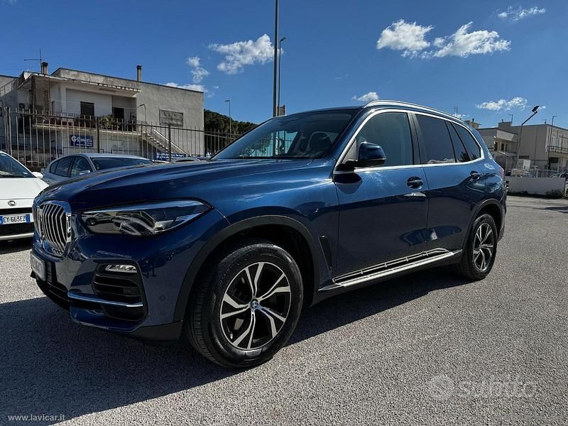 Usata BMW X5 xLine 231 CV (169 kW) 2020 Blu/azzurro SUV