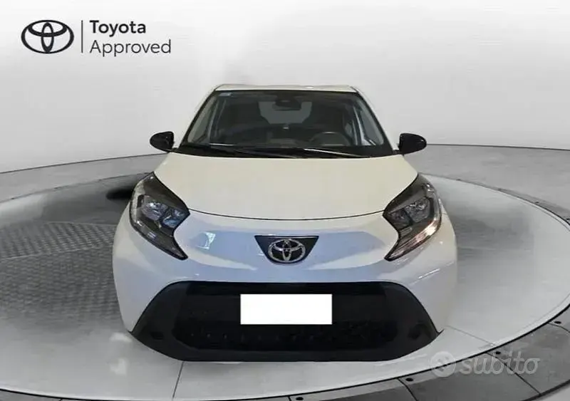 Usata Toyota Aygo X Active 72 CV (52 kW) 2023 Bianco SUV