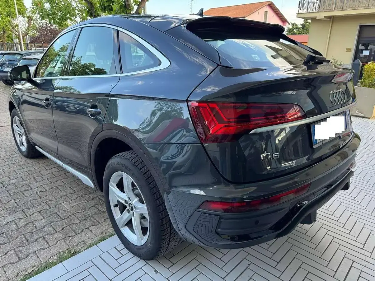 Usata Audi Q5 Sportback Advanced 204 CV (150 kW) 2021 Grigio SUV