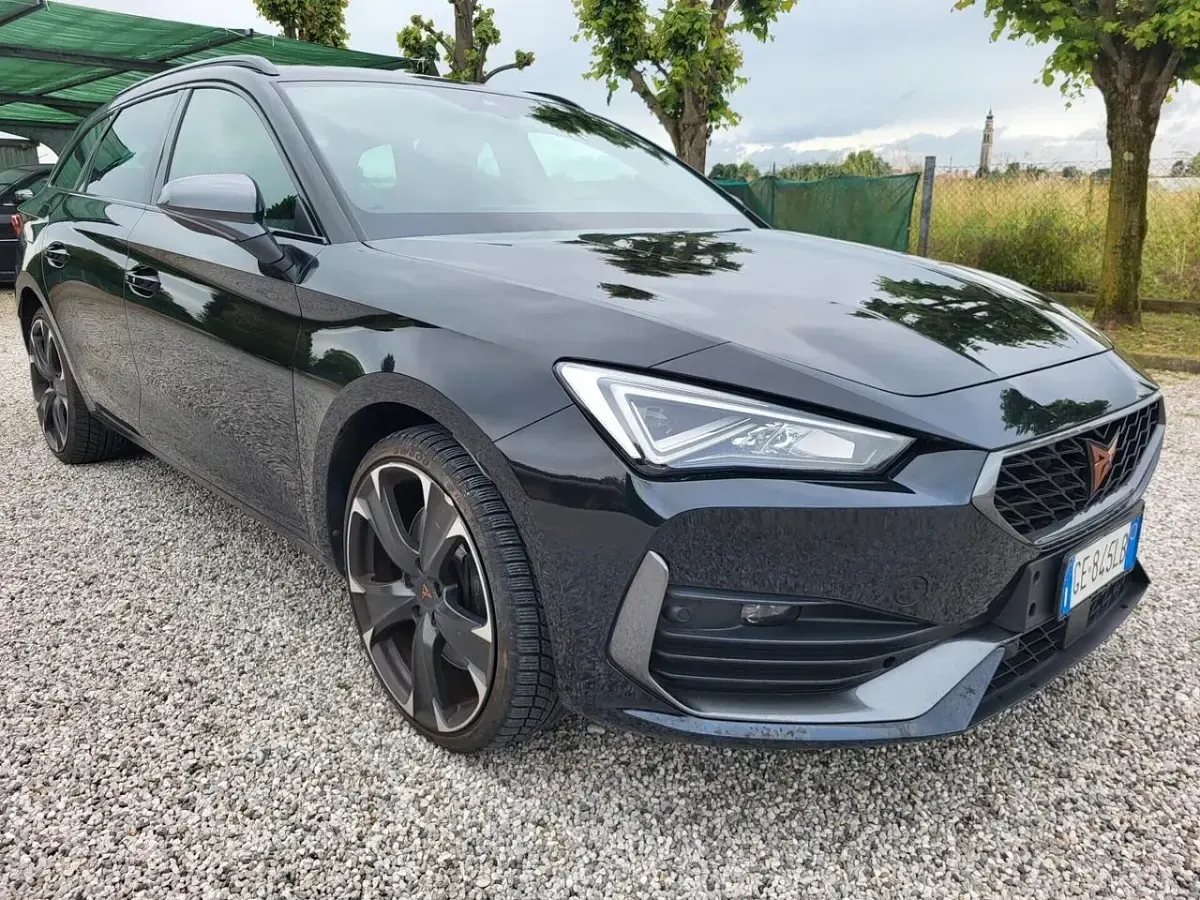 Usata Cupra Leon 150 CV (110 kW) 2021 Nero Station wagon