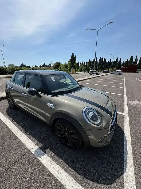 Usata Mini Cooper S Hype 192 CV (141 kW) 2018 Utilitaria
