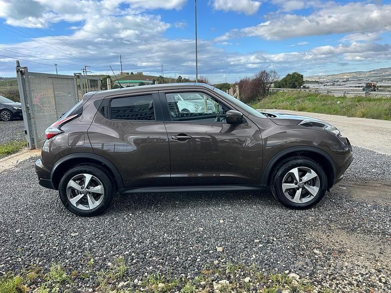 Usata Nissan Juke 110 CV (80 kW) 2019 Grigio SUV