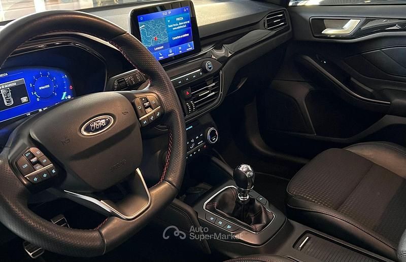 Usata Ford Focus ST-Line 155 CV (114 kW) 2021 Blu Berlina