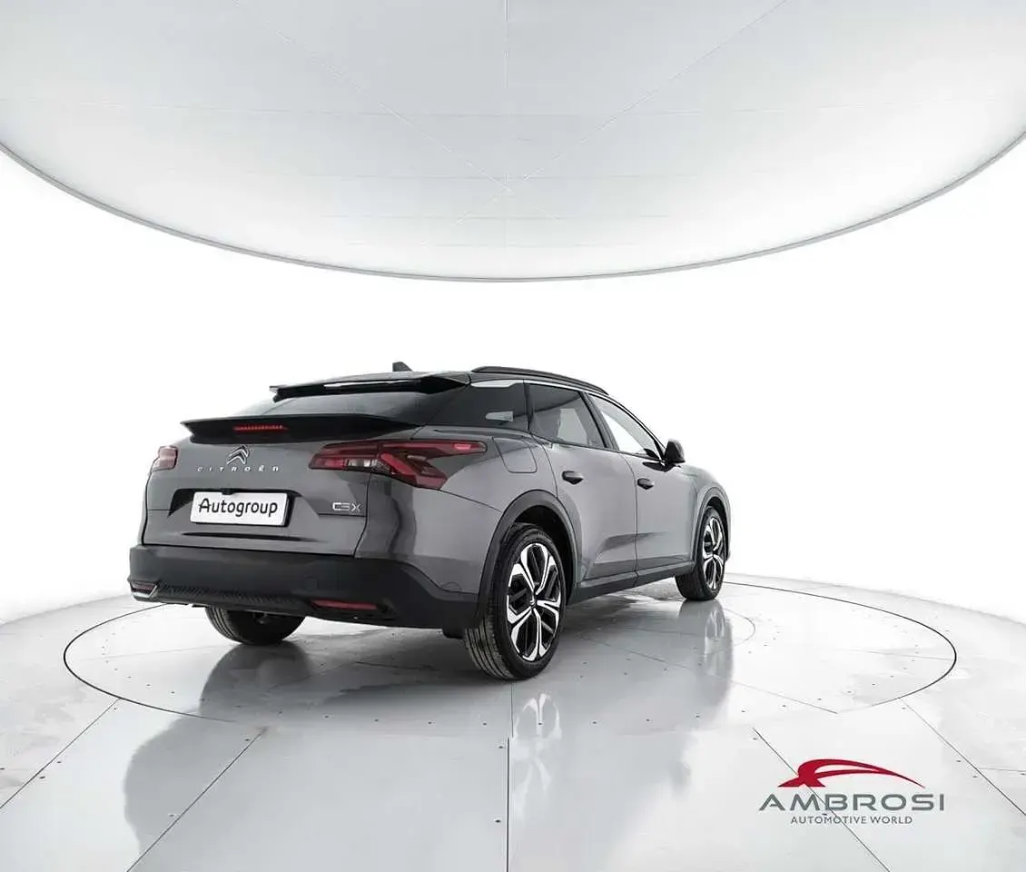 Usado Citroën C5 Aircross PureTech 181 CV (133 kW) 2023 Gris SUV